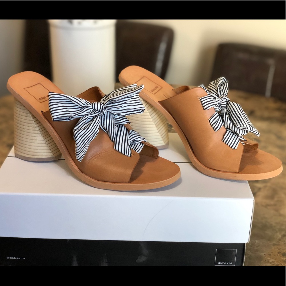 Dolce vita “Amber” sandal